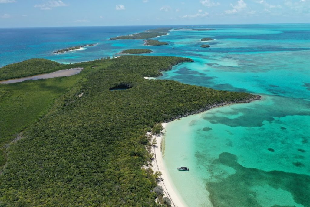 Chub Cay and the Berry Islands