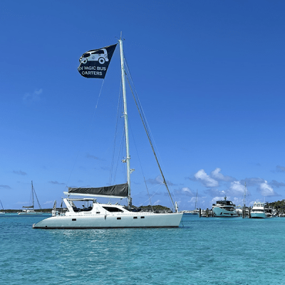 Yacht-Charter-Staniel-Cay-400×400